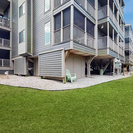 Island Beach & Racquet Club H115